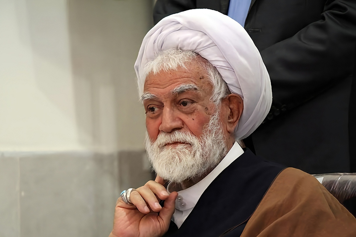 آیت الله نعیم آبادی در تحکیم پایه های نظام اسلامی و ولایت فقیه تلاش وافری کرد