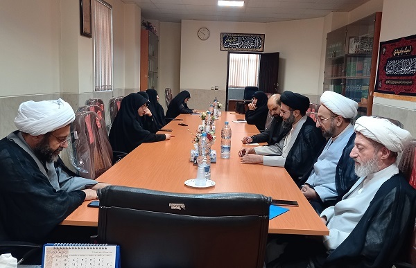 گزارشی از سفر دو روزه مدیر حوزه علمیه خواهران کشور به شیراز