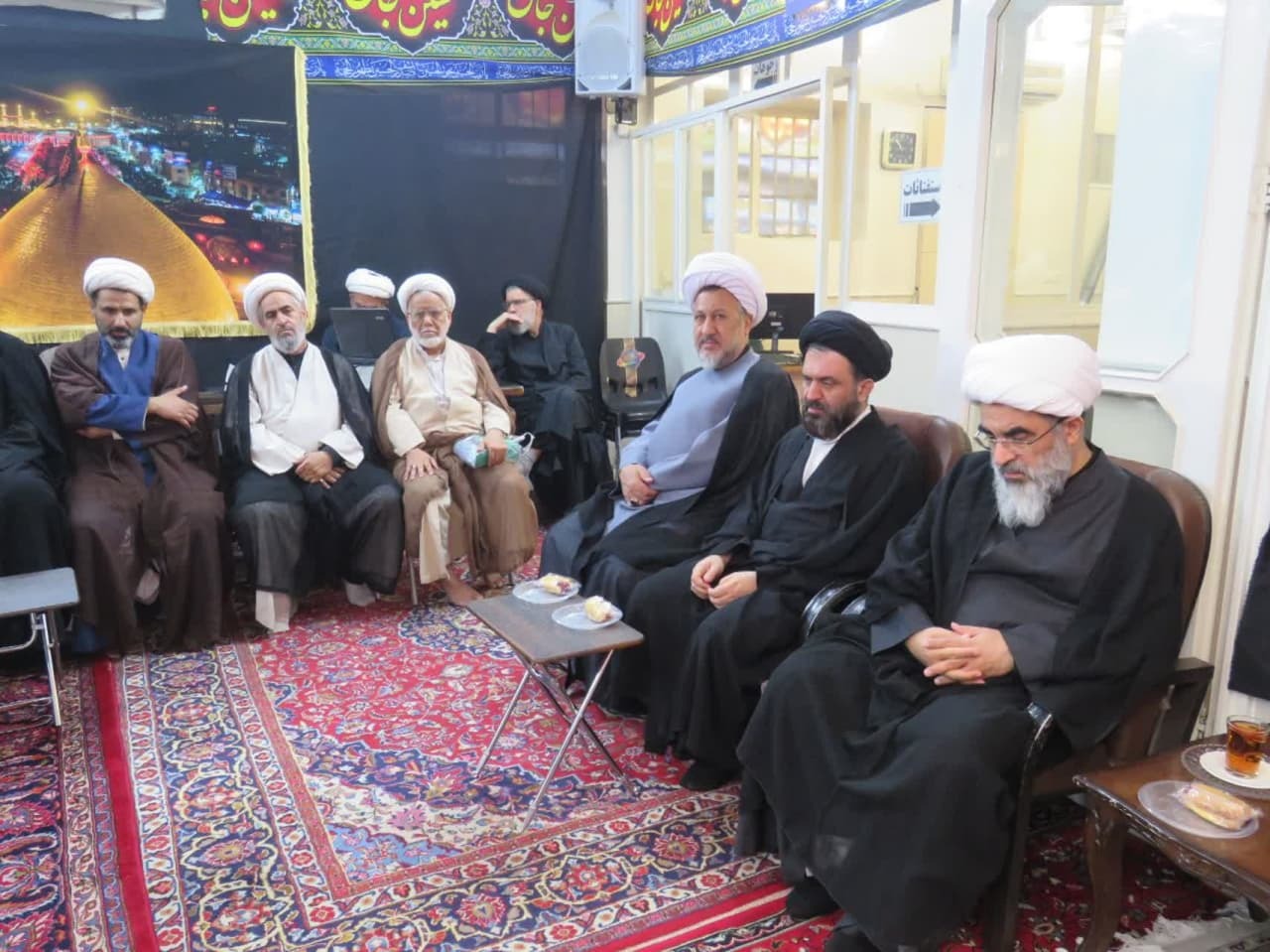 تبیین قیام و نهضت عاشورا از جمله فعالیت های امام سجاد بود