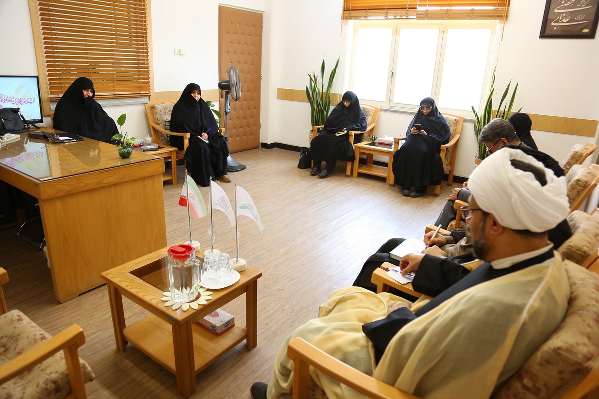 لزوم نقشآفرینی بانوان در مجامع علمی بینالمللی
