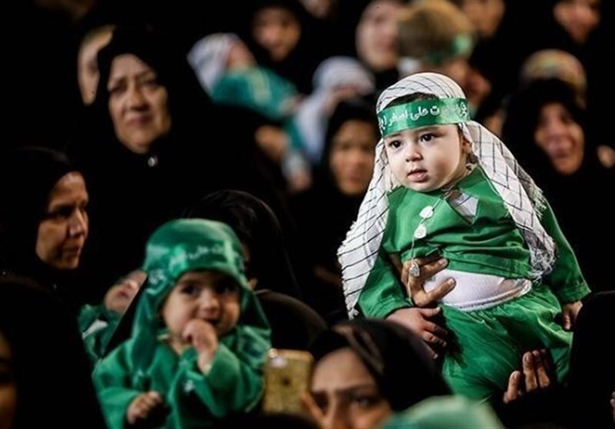 مصلی بناب غرق اشک شیرخوارگان حسینی شد