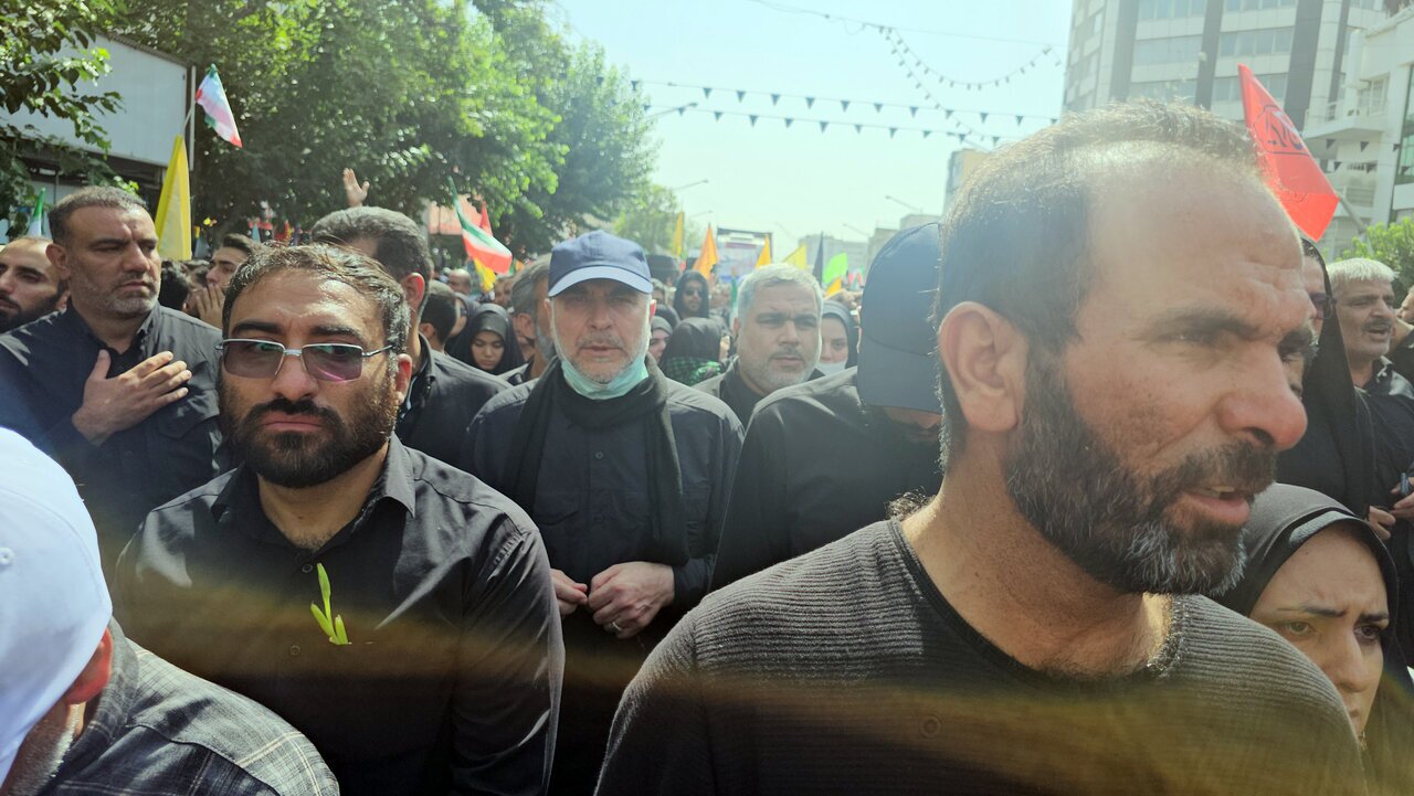 حضور سران قوا و شخصیت‌های سیاسی و نظامی در تشییع شهدای اقتدار ملی