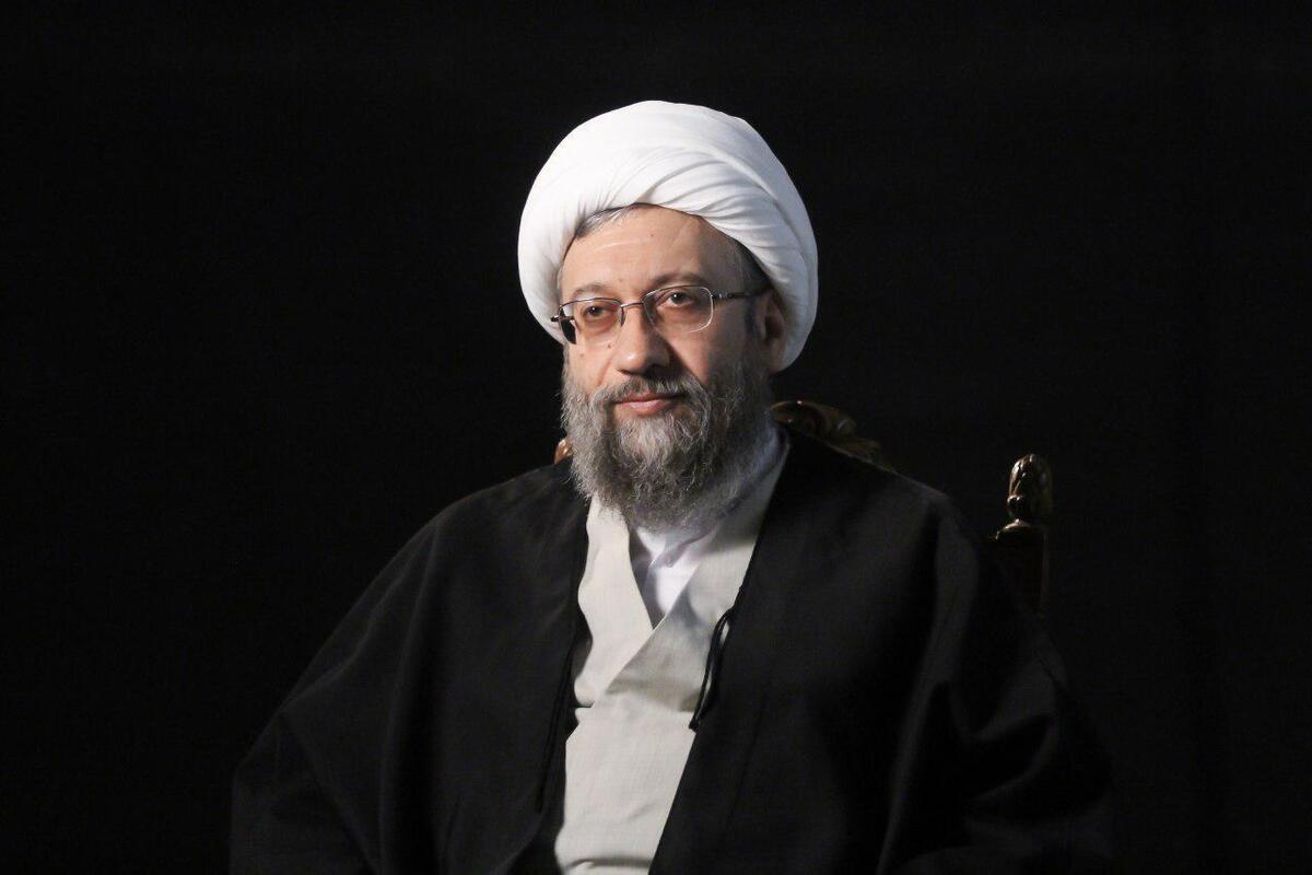 روحانیت بر عهد الهی خود ایستاده است