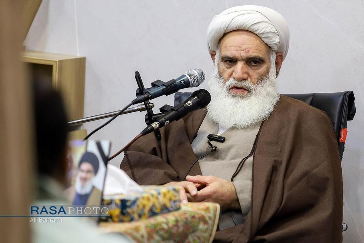 رهبر معظم انقلاب ذخیره الهی ملت و «حسین زمان» هستند؛ یاری ایشان یاری حق است