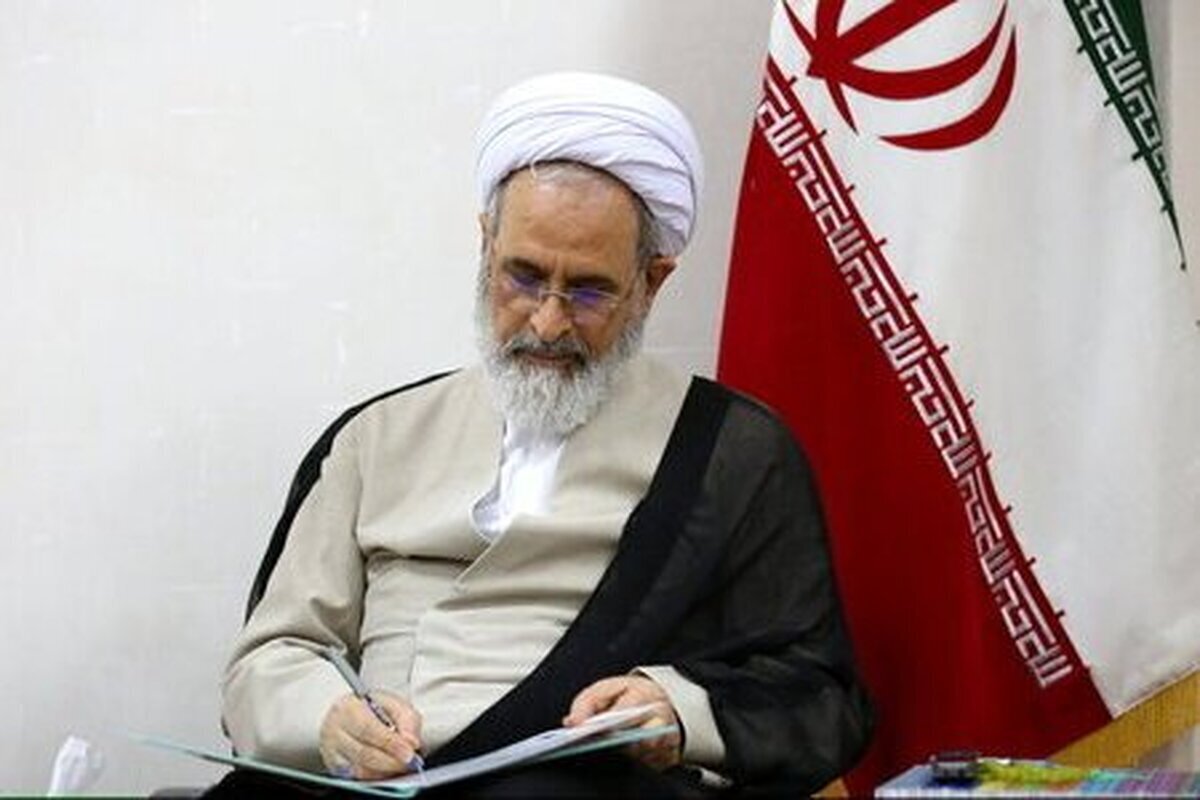 پیام تسلیت آیت الله اعرافی در پی واژگونی اتوبوس حامل زائران امام رضا در استان فارس
