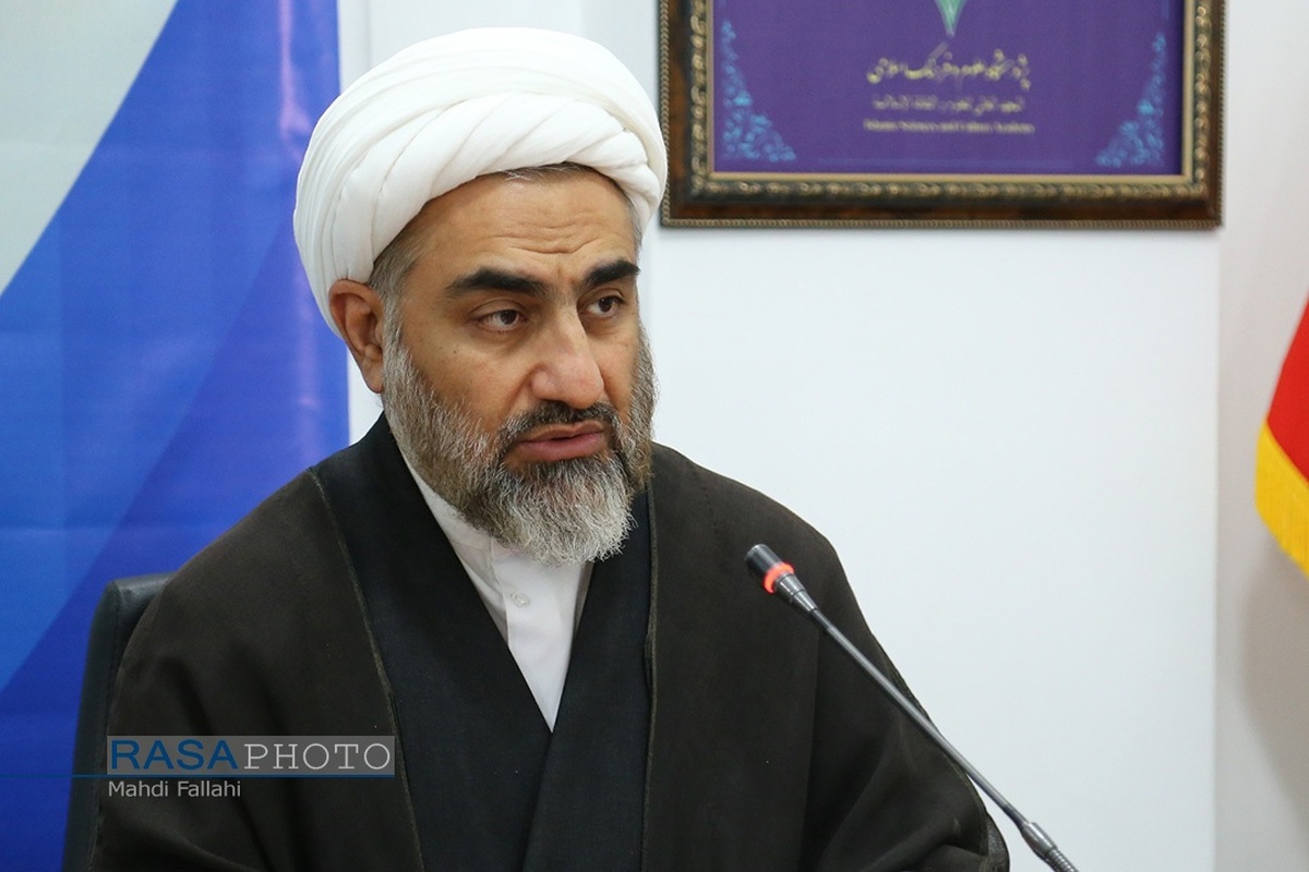 چرا مسلمانان باید علوم انسانی بومی تولید کنند؟