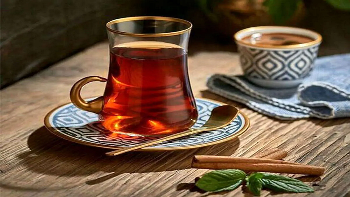 راز خوشخلقی صبحگاهی؛ آیا چای و قهوه واقعاً حالمان را بهتر میکند؟