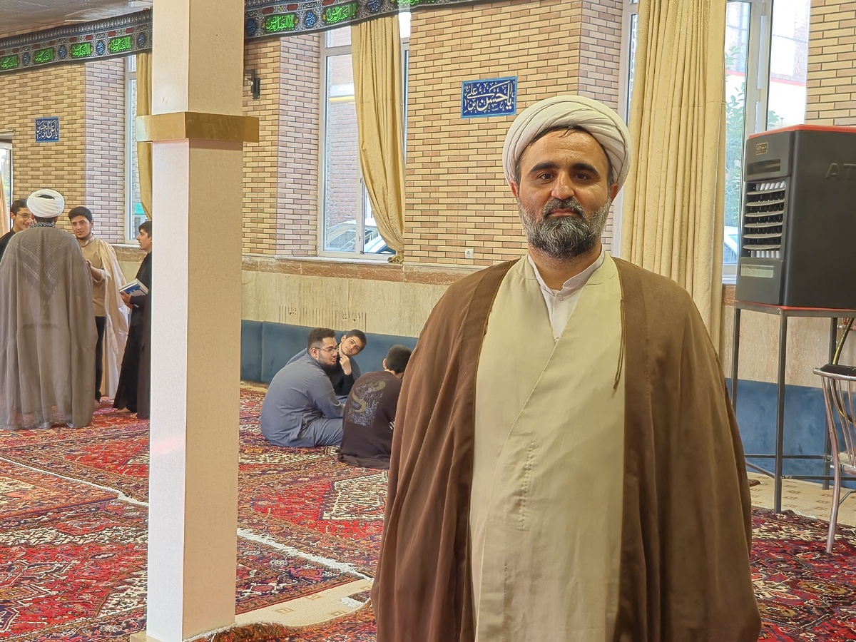 طلاب پایه‌های ۱ و ۶ در تبریز تقویت علمی می‌شوند