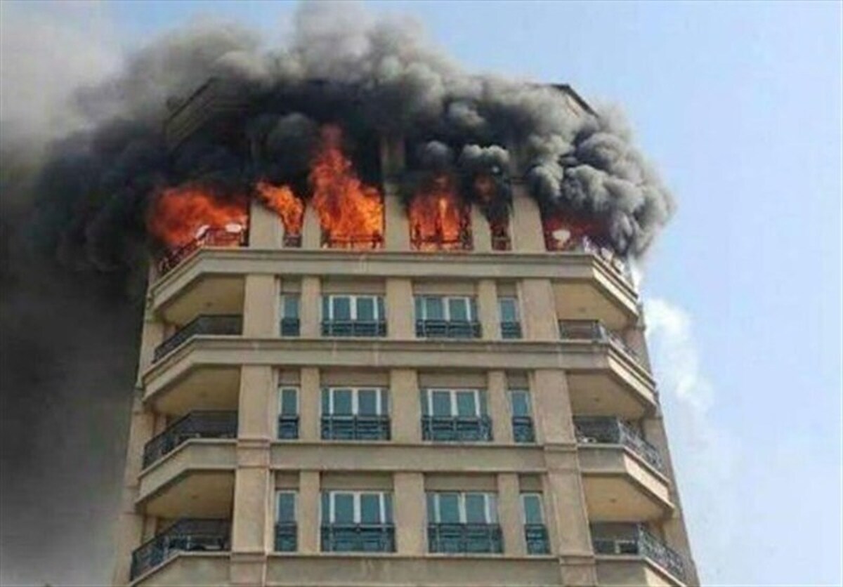 اشتباه خطرناک ساکنان در آتش‌سوزی آپارتمان و برج‌های مسکونی/کلید نجات چیست؟