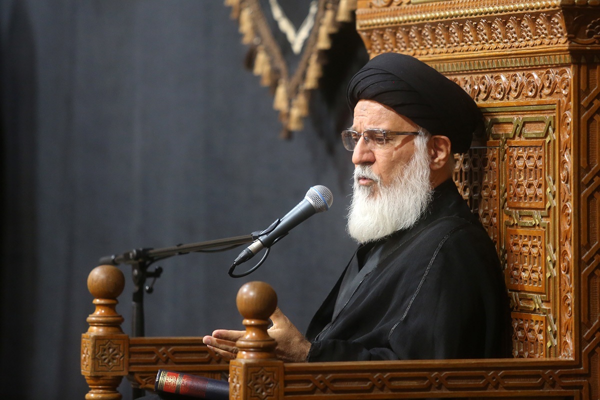 زیارت امام رضا سیر الی الله و تجدید عهد با ولایت است