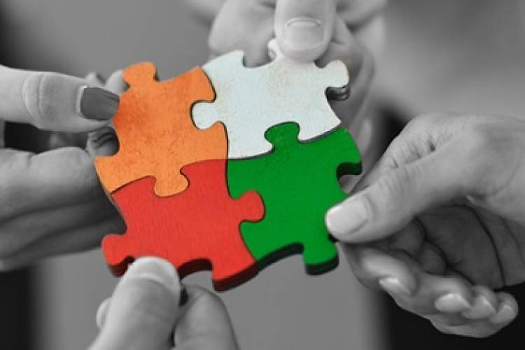 شکاف نسلها و دگرگونی هنجارها؛ جامعه در مسیر تساهلگرایی شکاف نسلها و دگرگونی هنجارها؛ جامعه در مسیر تساهلگرایی