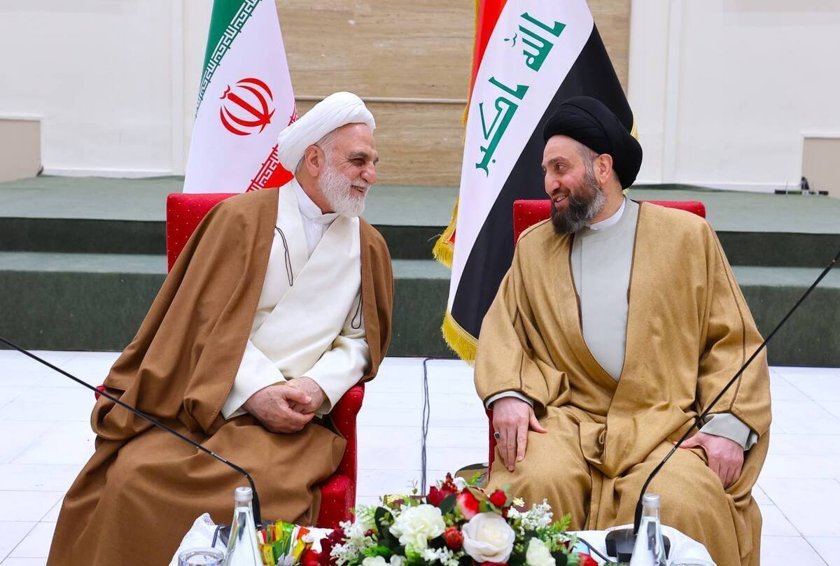 نسبت به تحرکات و توطئههای دشمنان هوشیار هستیم