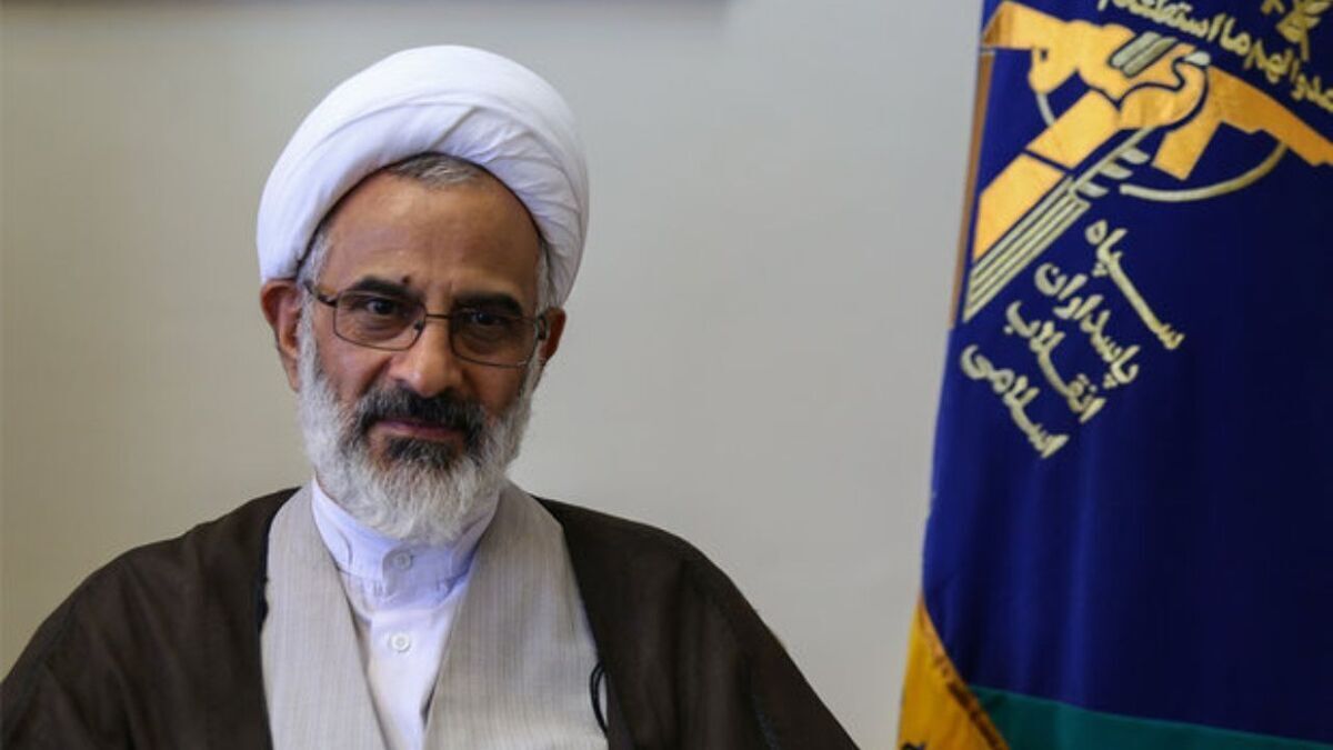 دیدار نماینده ولی‌فقیه در سپاه با خانواده فرماندهان شهید هوافضا