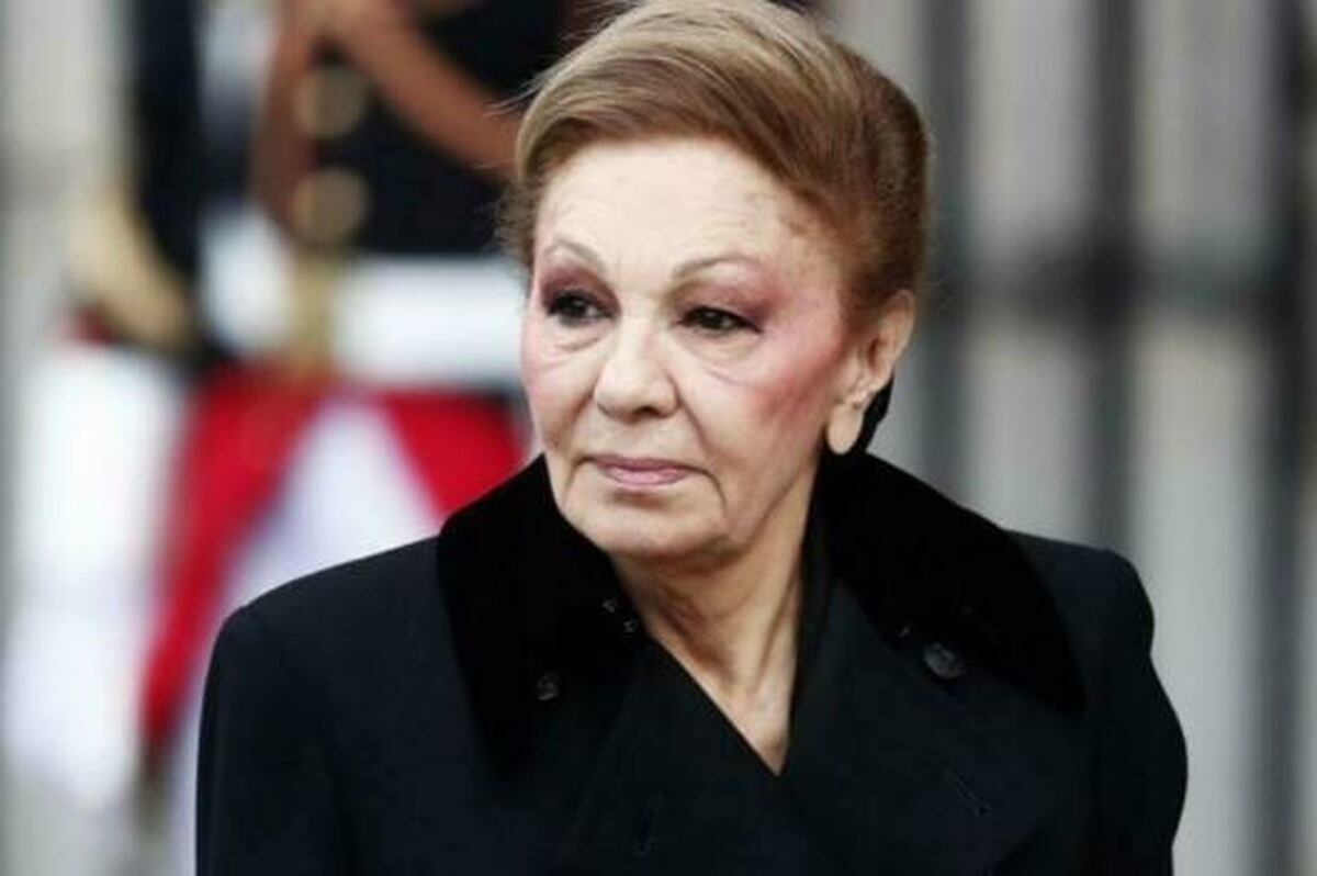 آیا فرح پهلوی فرمان کشتار مردم در میدان ژاله را صادر کرد؟