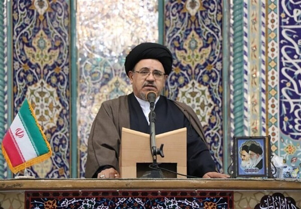 مسئولان به جای افتتاح پروژه‌ها، موانع تولید را برطرف کنند