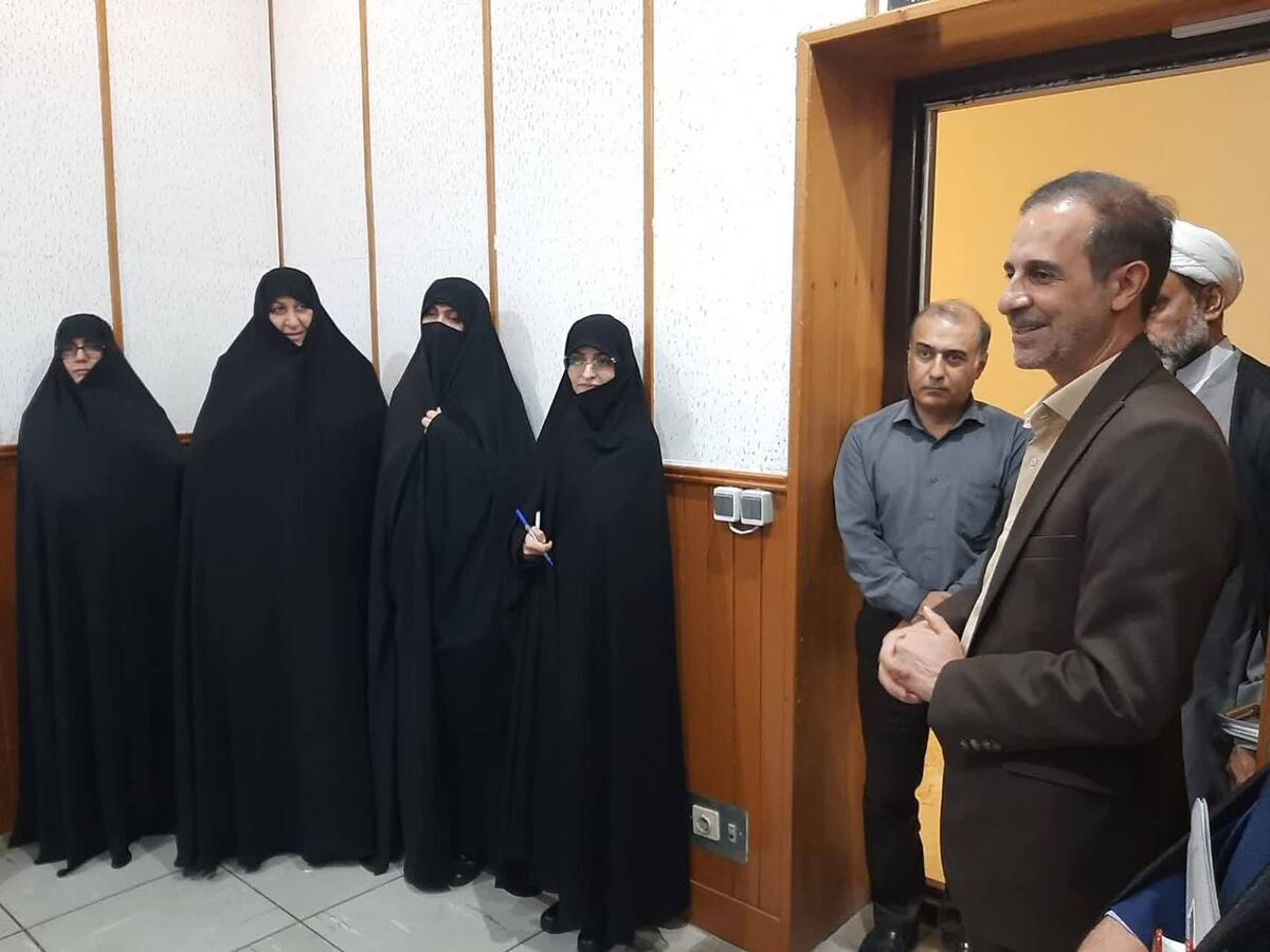 بازدید مدیر جامعه الزهرا از صدا و سیمای مرکز قم