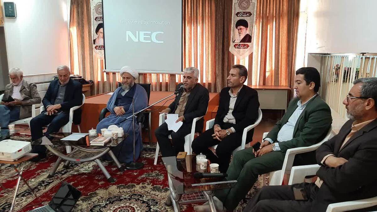 فرهنگ حسینی و اربعین جوانان را بیمه می‌کند
