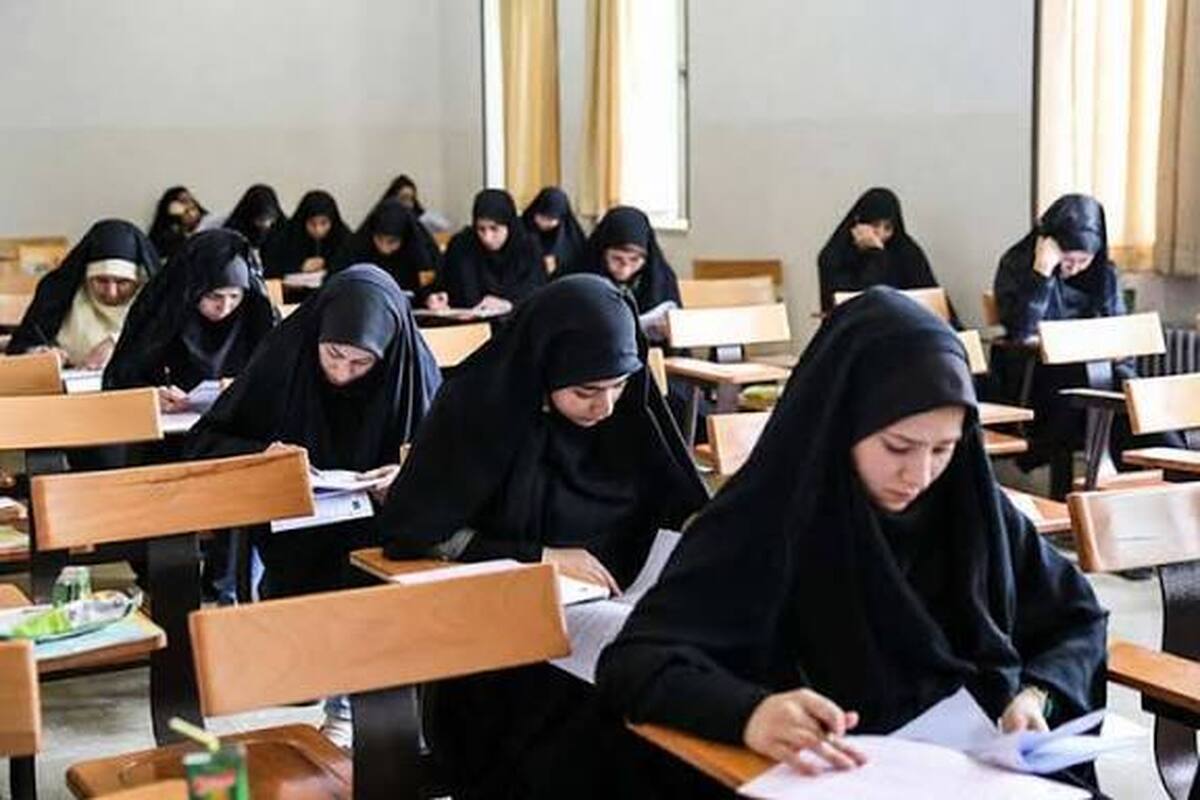 ۲۴۰ طلبه جدید در مدارس علمیه خواهران لرستان پذیرفته شد

 
