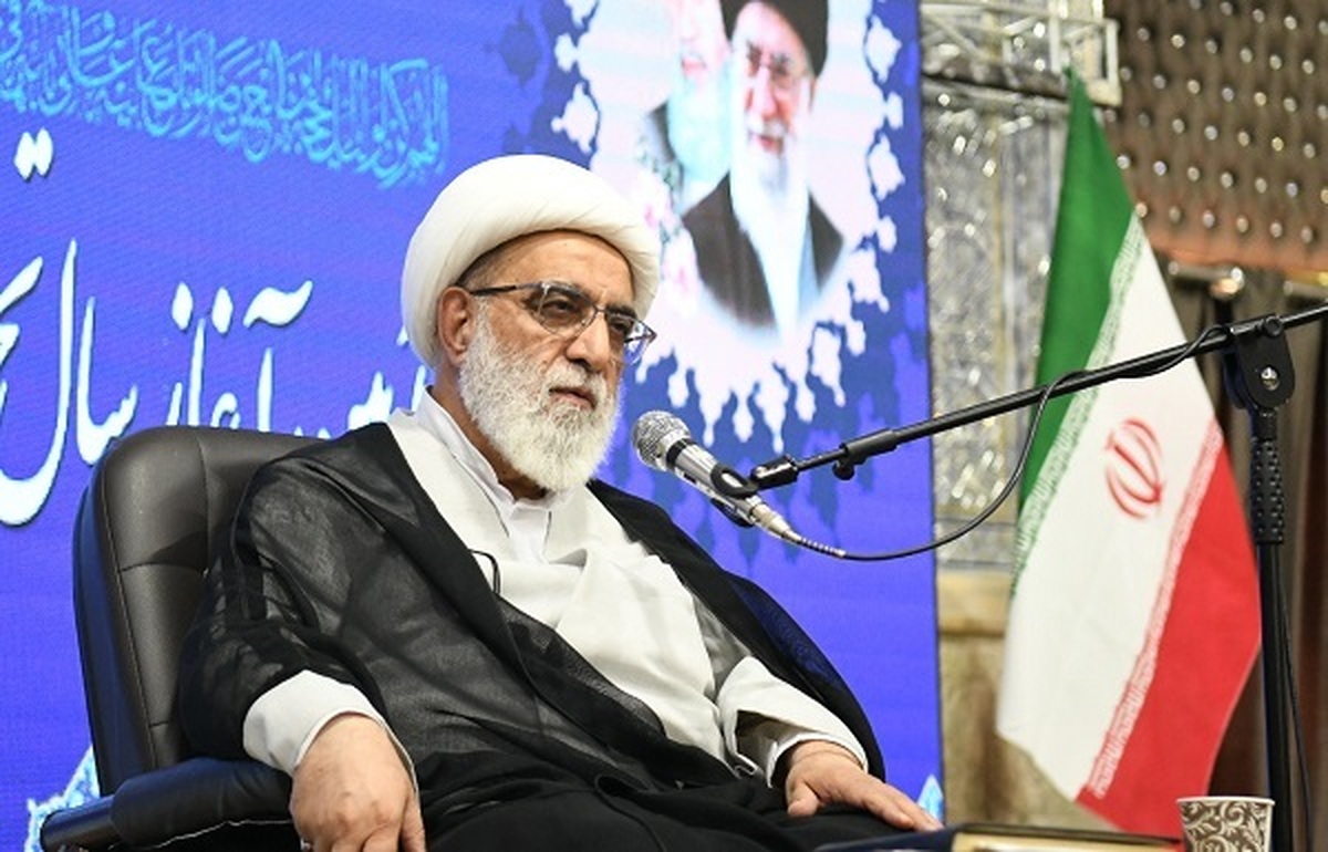 حوزه‌های علمیه؛ رکن اصلی بقا و استمرار اسلام و انقلاب اسلامی