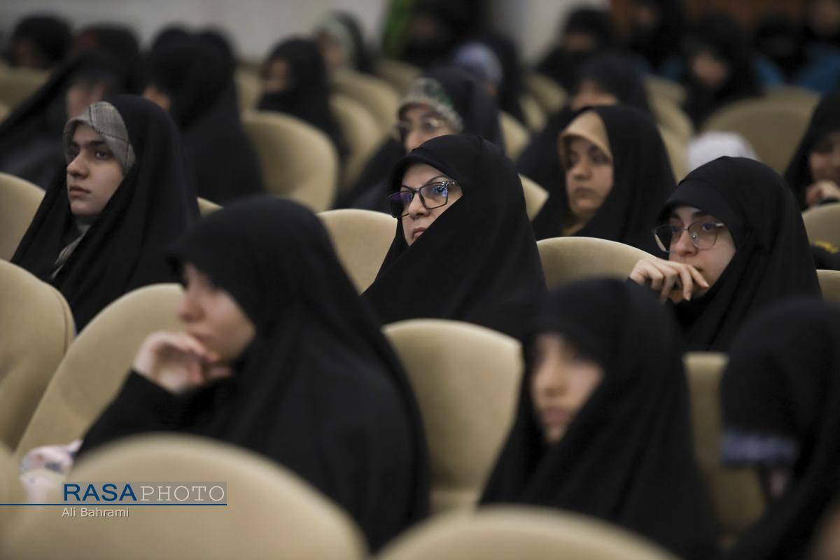حوزه‌ها آماده تربیت مجتهدان کارآمد برای آینده کشورند