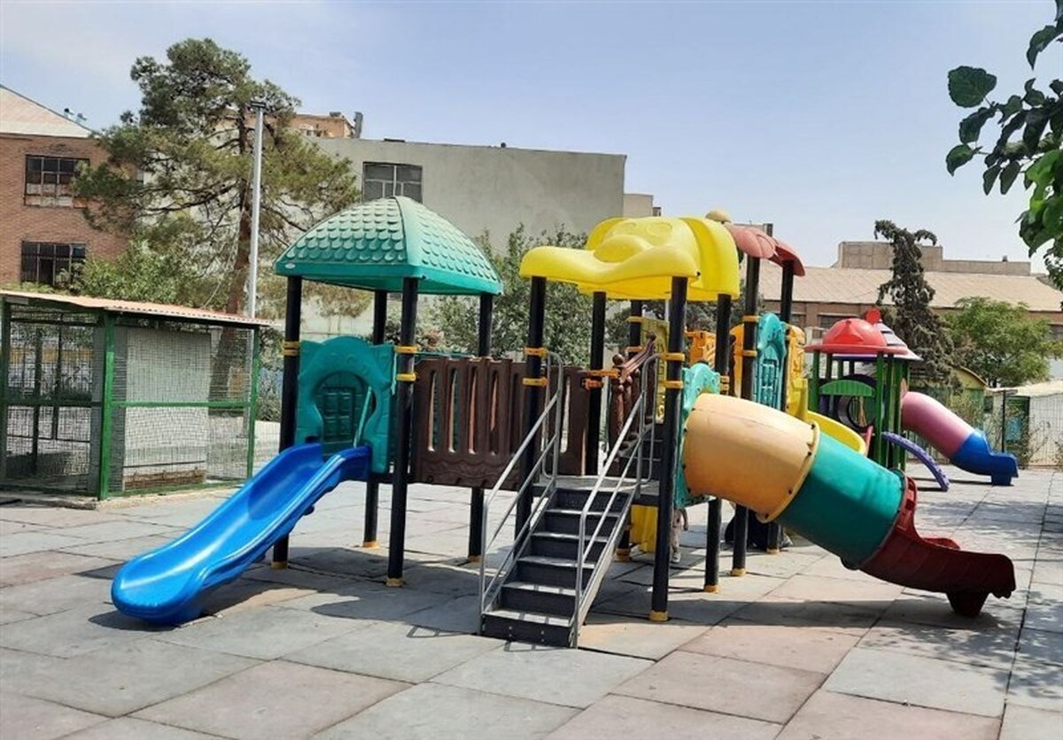 سایهبان خورشیدی؛ ناجی کودکان و تجهیزات پارکها از گرمای کشنده تابستان