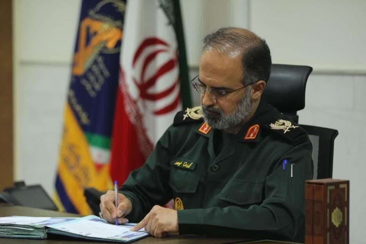 هفته دولت یادآور فداکاری خدمتگزاران و ترویج هم‌افزایی در خدمت به مردم است