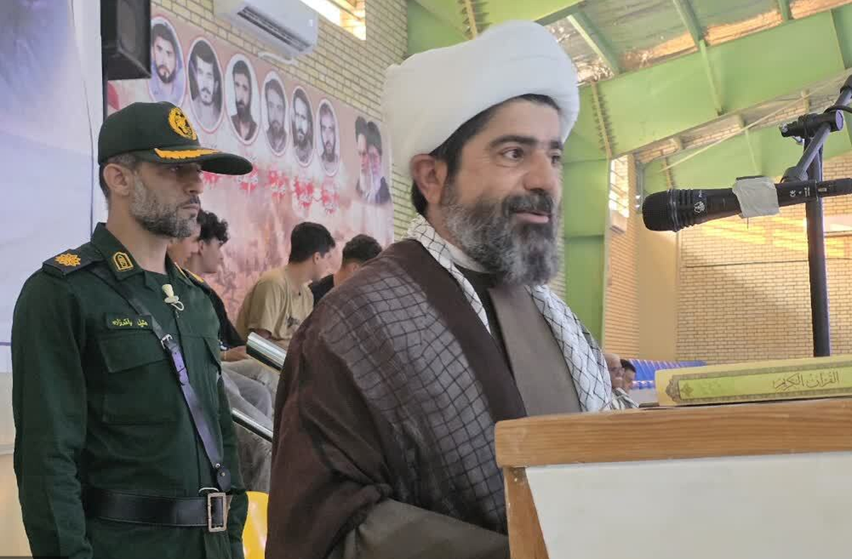 عزت جهان اسلام در پیروی از مسیر ایران اسلامی است
