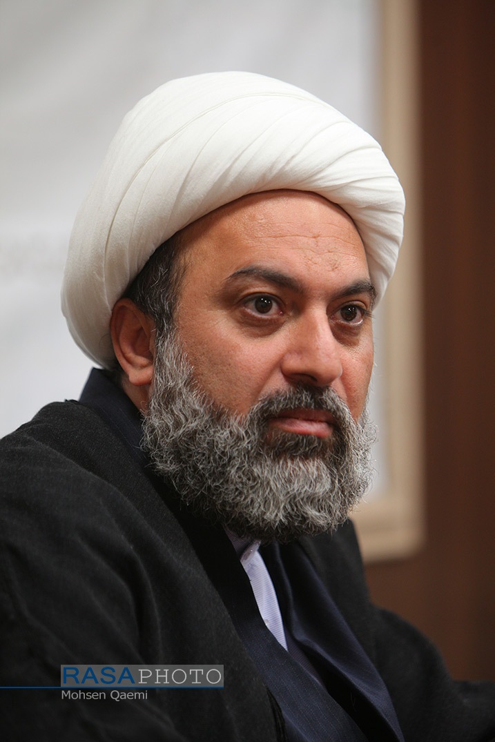 رمز گشایی قرآنی پیامهای رهبر معظم انقلاب در آغاز جنگ تحمیلی ایران و رژیم صهیونیستی