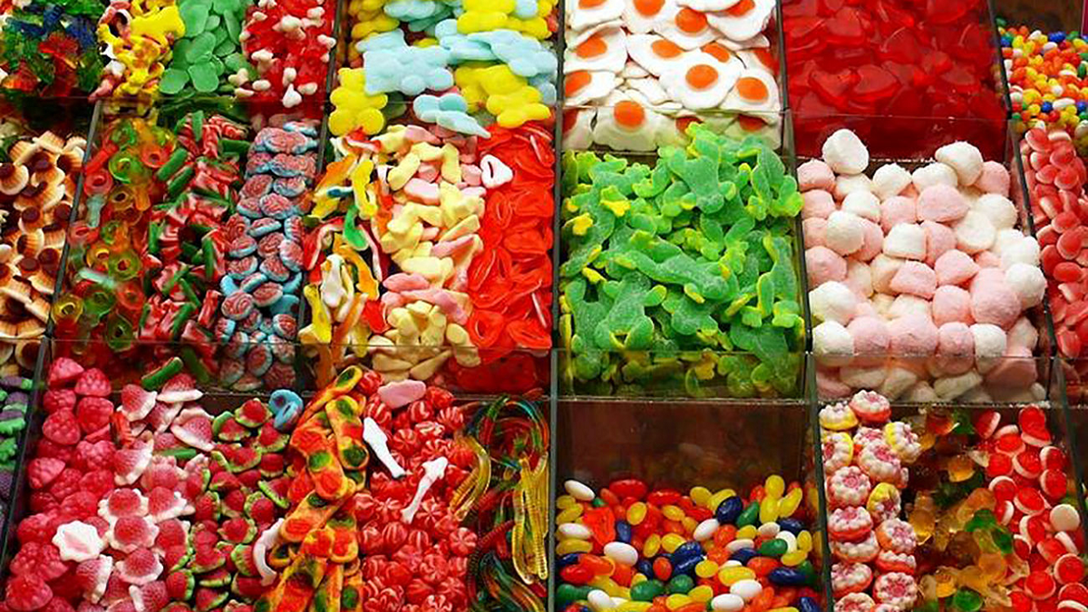 فواید و مضرات پاستیل برای بدن