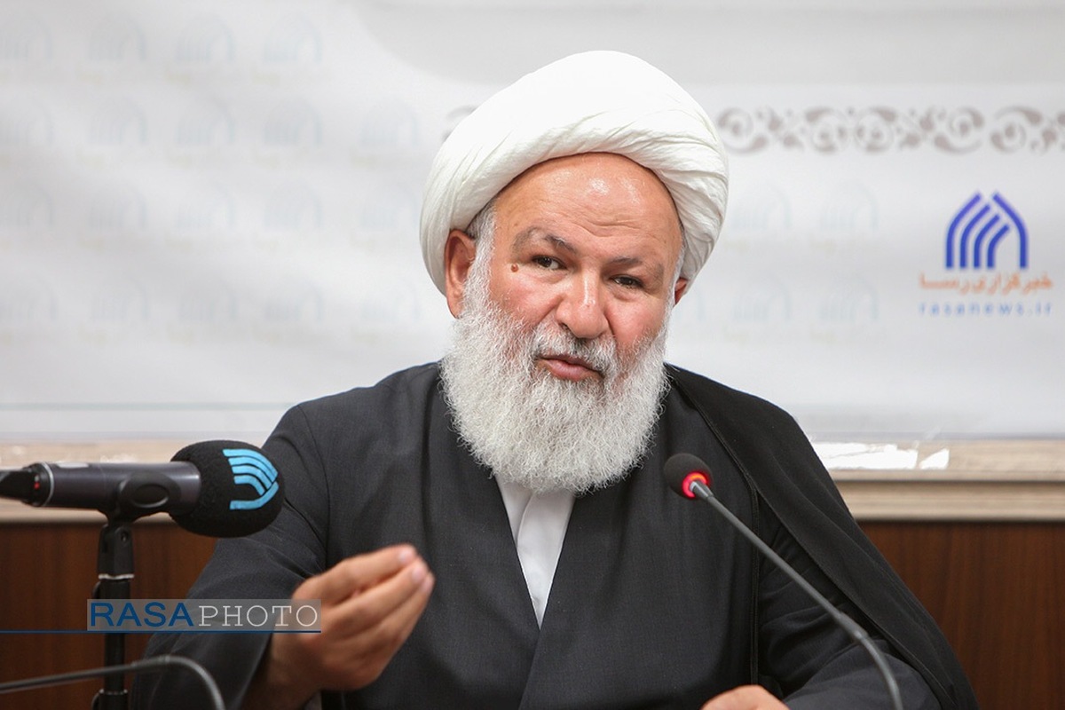 اتحاد ملی با تکیه بر نخبگان مؤمن و عقلانیت انقلابی تحقق مییابد