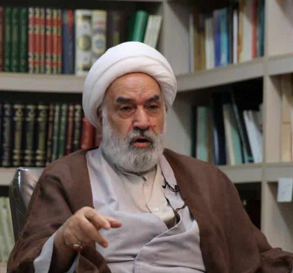 سرکرده عرفان حلقه دیدگاه های ماتریالیستی دارد / حوزویان راه رسیدن به معنویت را به زبان ساده برای جوانان بیان کنند