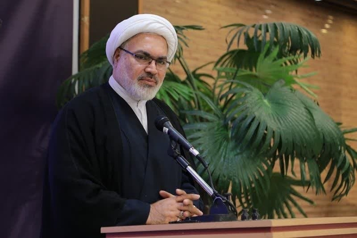 لزوم بازگرداندن اخلاق به متن زندگی انسانی و سیاستگذاری جهانی