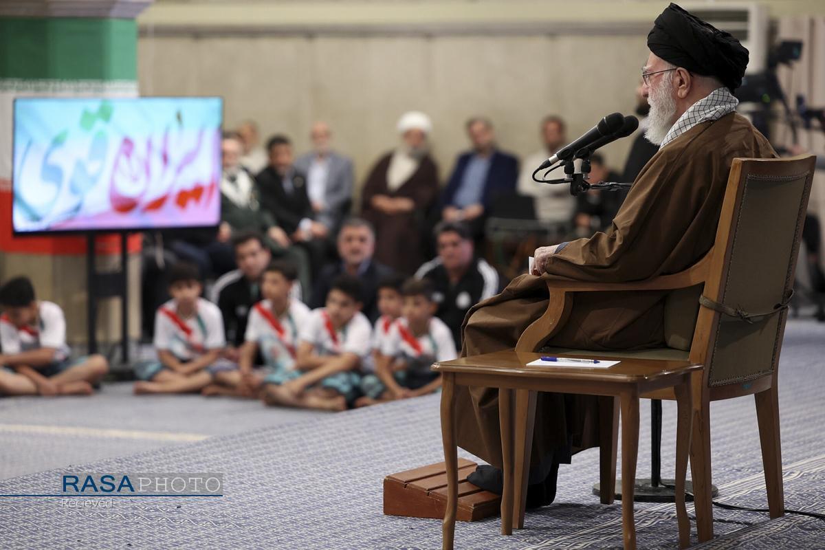 اعتماد ولی امر به آیندهسازان؛ میراثداران نهضت، ضامن عبور از پیچ تاریخی
