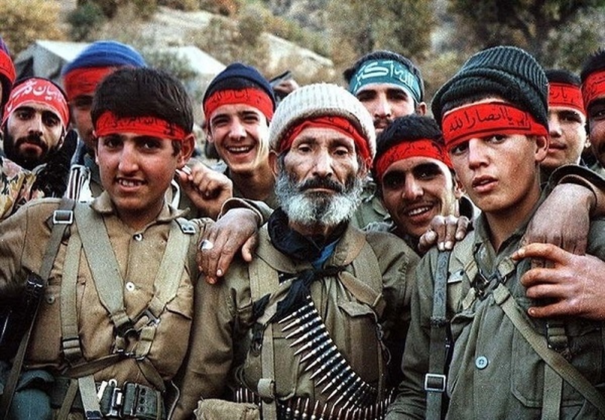از نخلستان تا نور؛ روایت مردانی که تاریخ را نوشتند