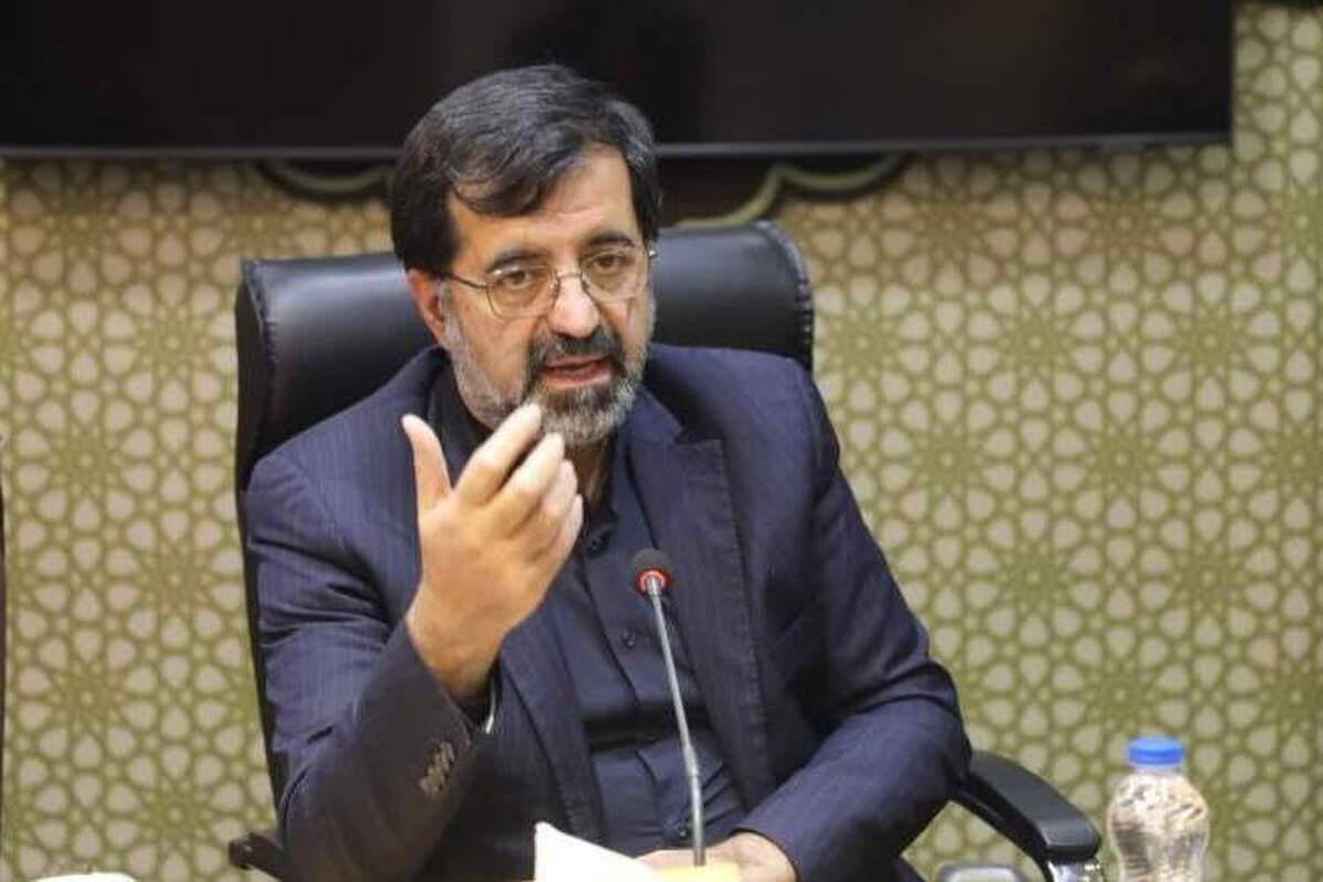 نیروگاه‌های خورشیدی محور توسعه پایدار استان خواهند بود