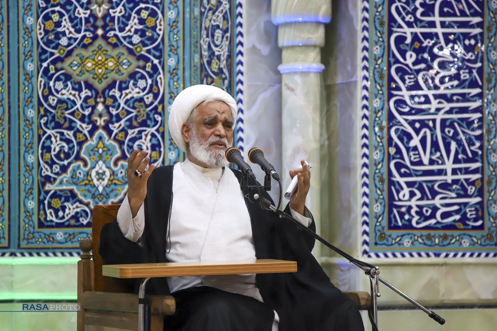 یادواره اولین سالگرد شهادت شهید سید حسن نصرالله در قم برگزار شد/م