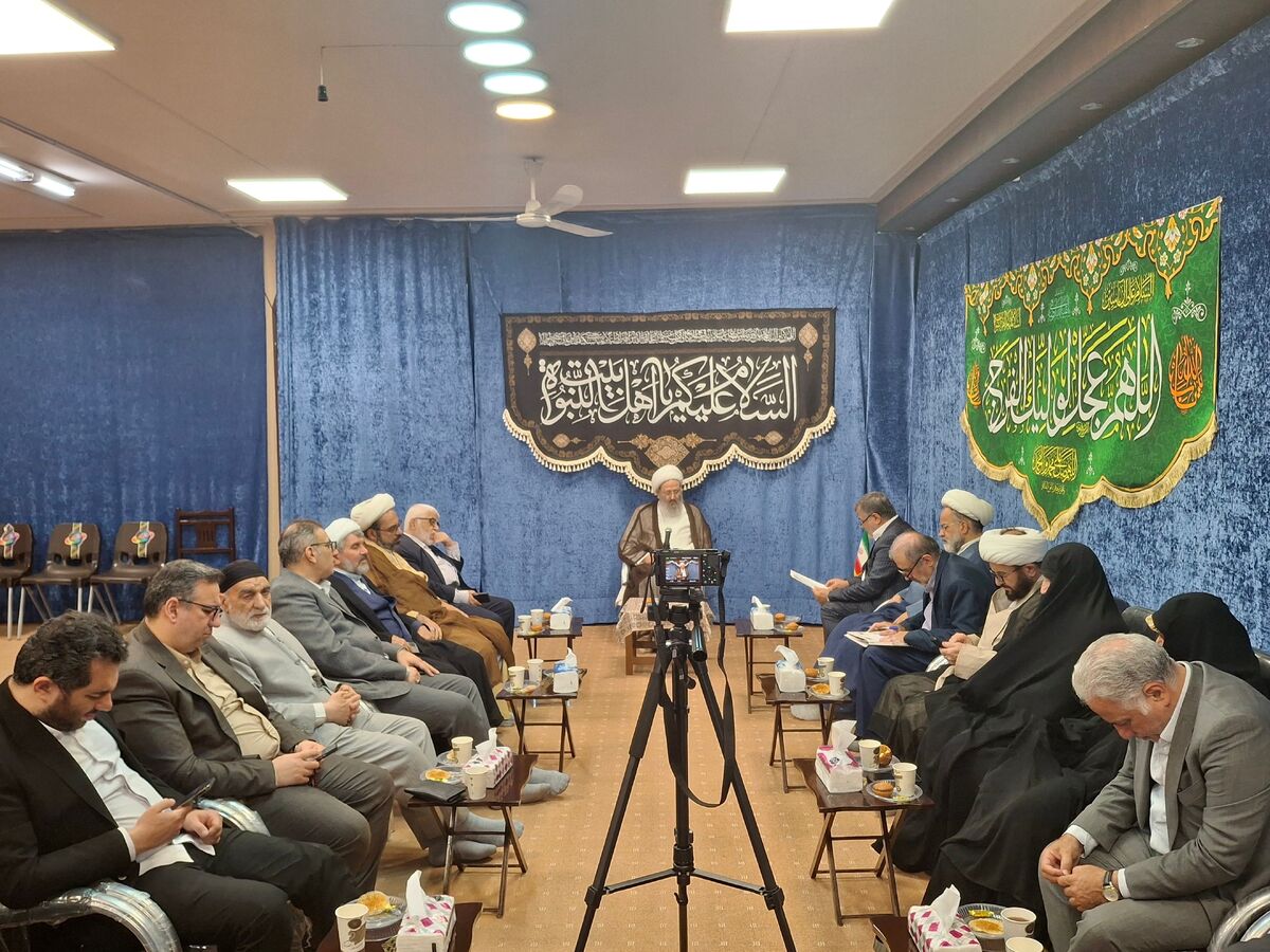 تأکید آیت الله فقیهی بر سهگانه معیشت، فرهنگ و انسجام ملی