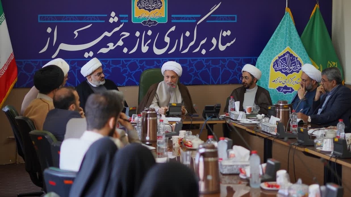 توحید، مهم‌ترین اصل در تربیت نوجوانان است