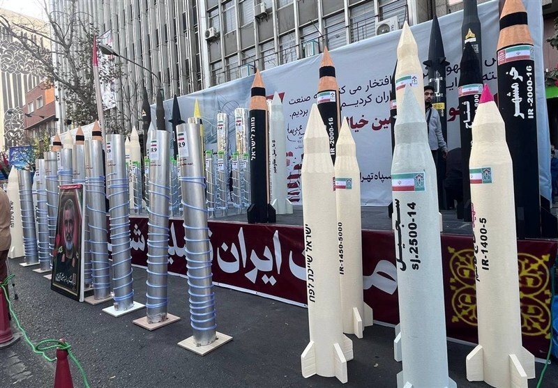 راهپیمایی یوم‌الله 13 آبان در تهران/ طنین شعار «مرگ بر آمریکا»