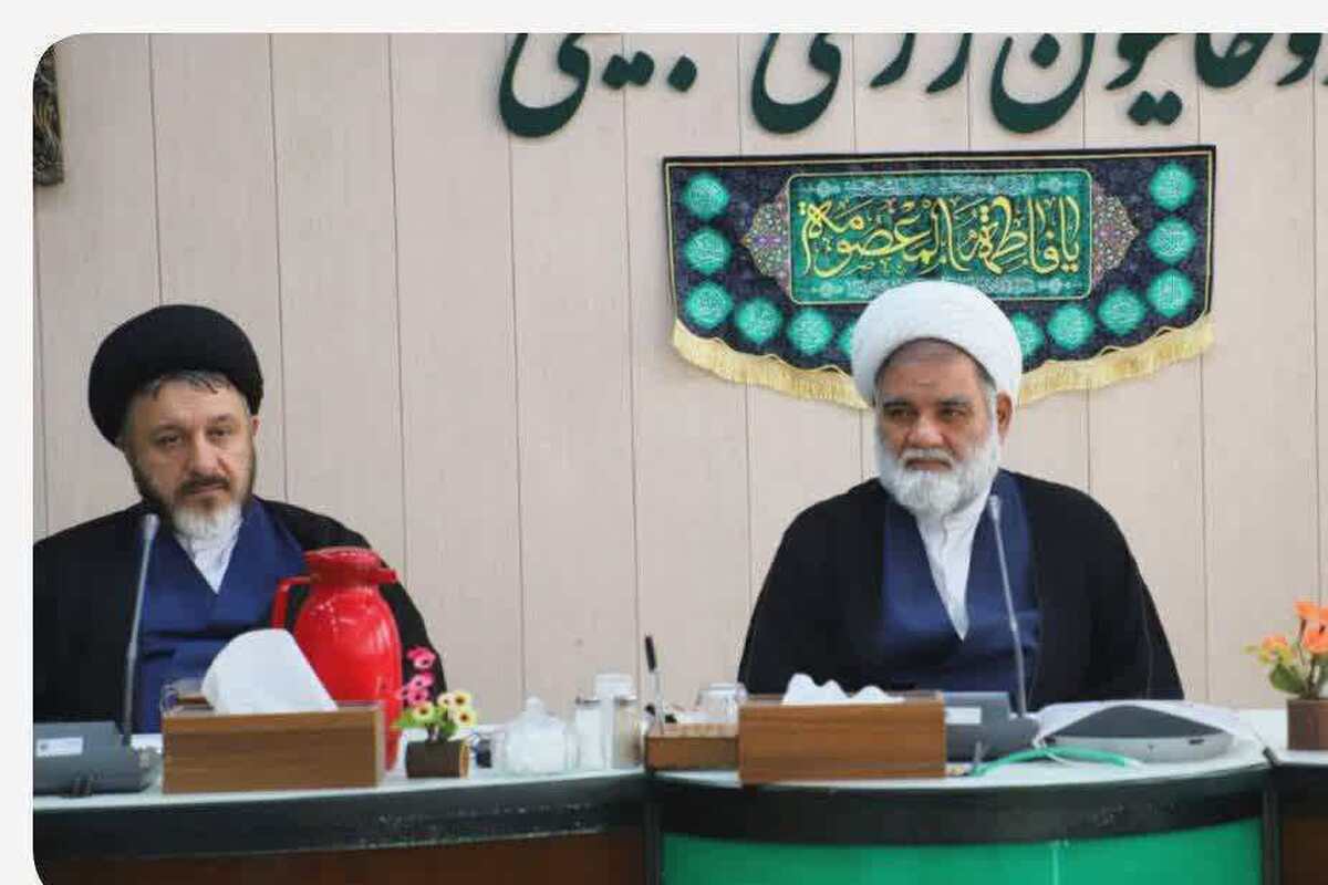 دیدار نمایندگان طلاب در قالب «شورای حوزه انقلابی» با فرمانده تیپ امام جعفر صادق