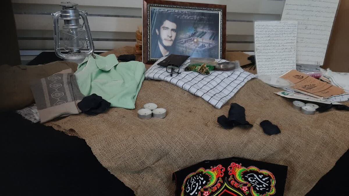 شهیدی که خودش از دانشجویان کاشان برای روضه مادر دعوت گرفت