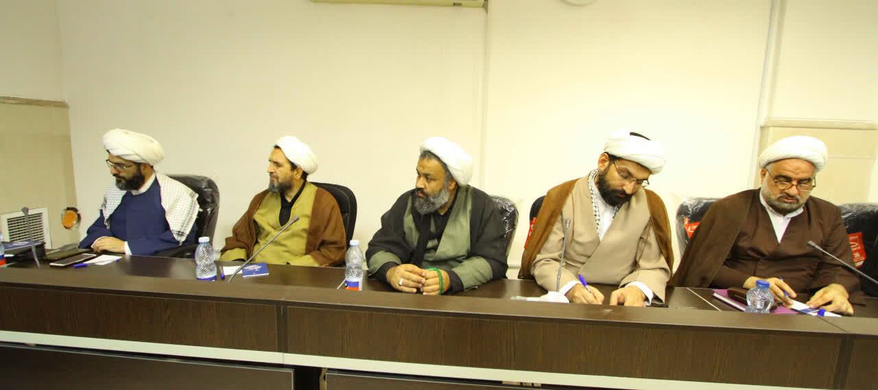 جلسه ویژه مشترک شورای سیاستگذاری قرارگاه حوزه انقلابی و دفتر اجتماعی سیاسی حوزه های علمیه برگزار شد جلسه ویژه مشترک شورای سیاستگذاری قرارگاه حوزه انقلابی و دفتر اجتماعی سیاسی حوزه های علمیه برگزار شد