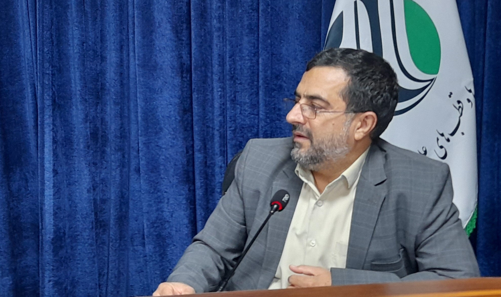 برگزاری نشست نقد کتاب «بررسی فقهی-اقتصادی خلق پول» برگزاری نشست نقد کتاب «بررسی فقهی-اقتصادی خلق پول»