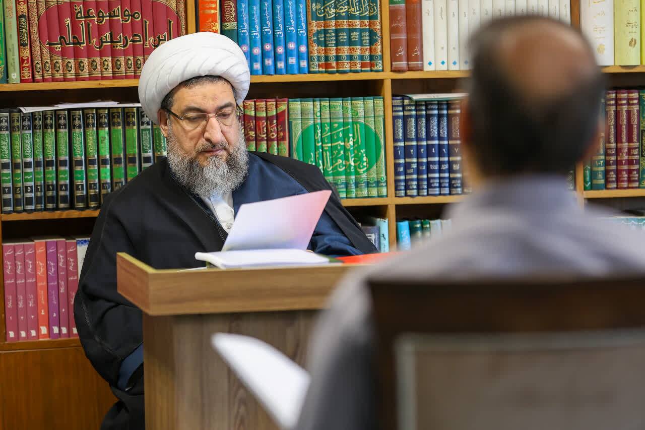 دیدار چهره به چهره اقشار مختلف مردم با امام جمعه تبریز+ تصاویر