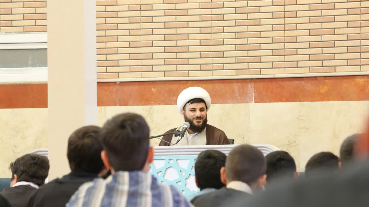 گام میدانی دفتر امور نخبگان برای تقویت حمایت‌ها از استعدادهای برتر حوزه در آذربایجان شرقی+ تصاویر