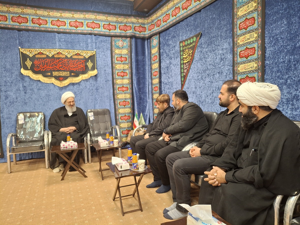 مرحوم آخوند الگوی مناسبی برای علما و روحانیون است