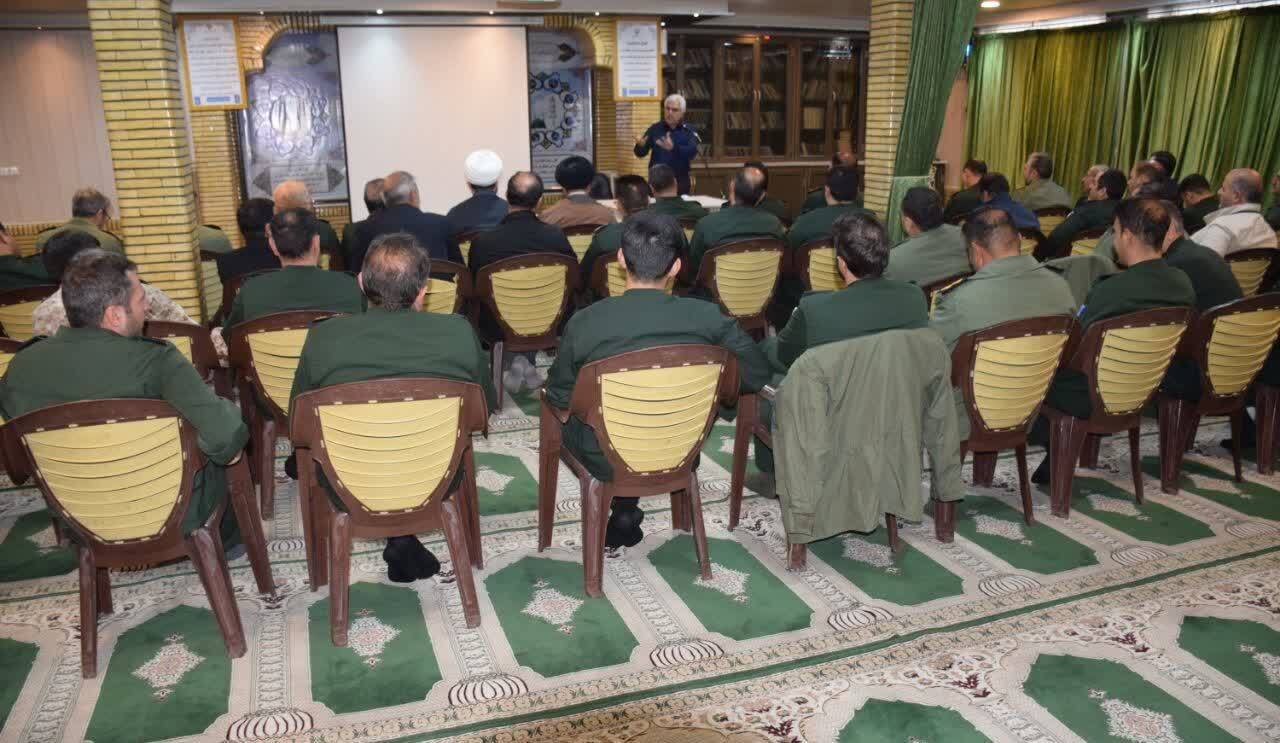 دیدار نماینده مردم مرند و جلفا با فرمانده و کارکنان سپاه مرند+ تصاویر دیدار نماینده مردم مرند و جلفا با فرمانده و کارکنان سپاه مرند+ تصاویر