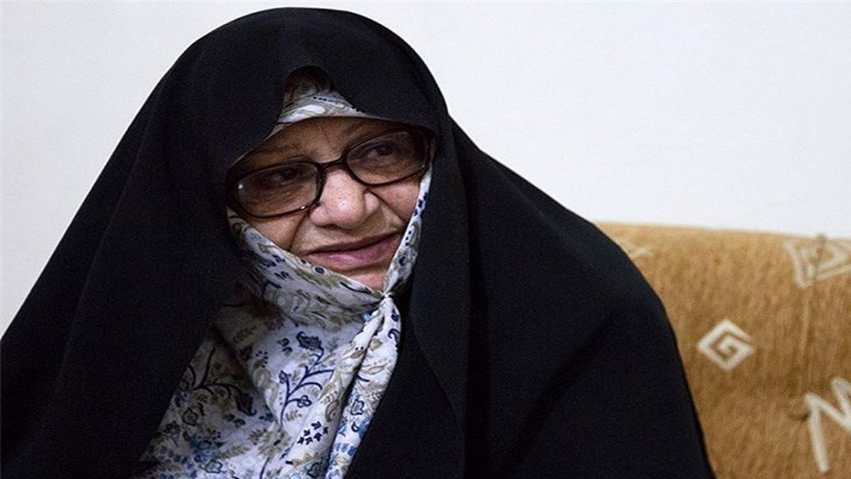 این زن نامه امام(ره) را به گورباچف رساند!