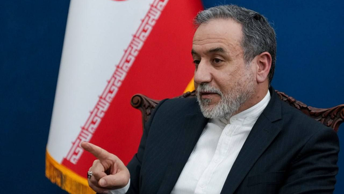 برای صنعت هسته‌ای جنگیده‌ایم و از آن نمی‌گذریم