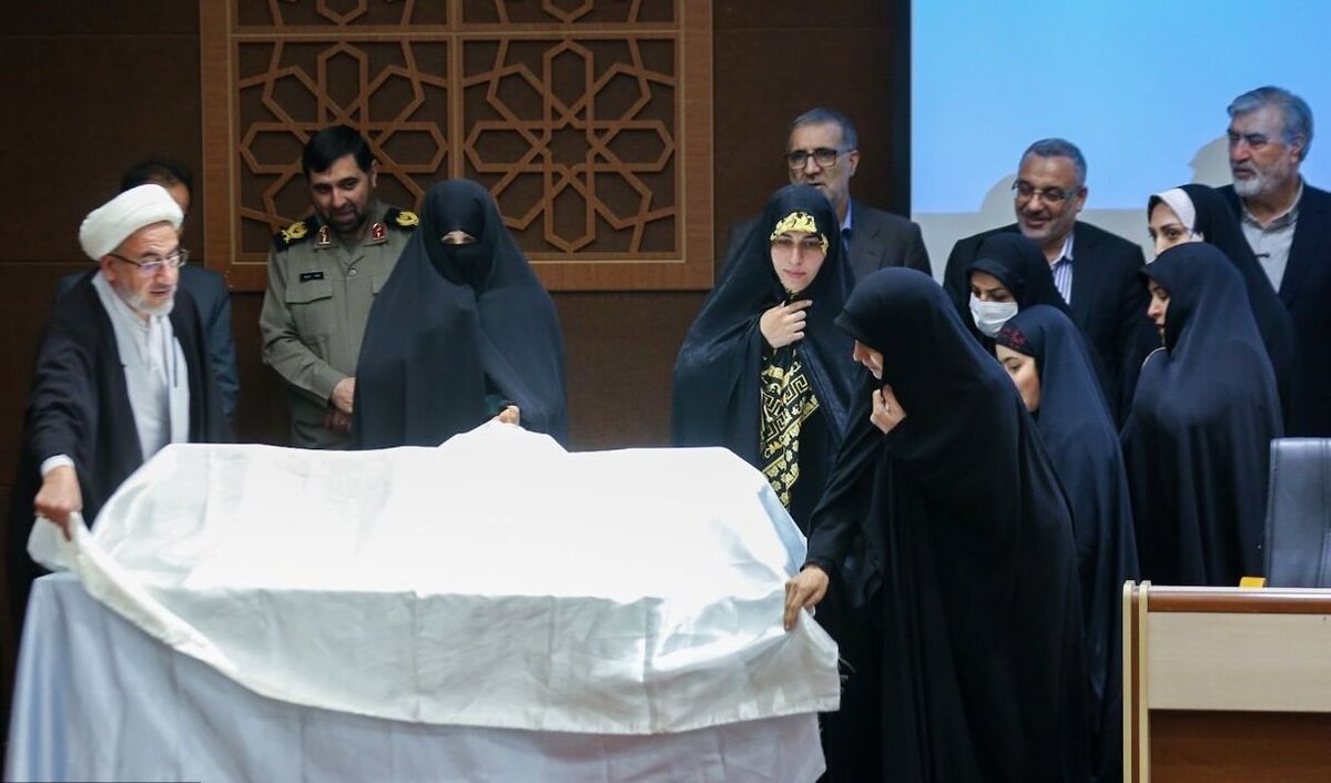 دادنامه خانواده شهدای امنیت علیه دولت تروریست آمریکا رونمایی شد